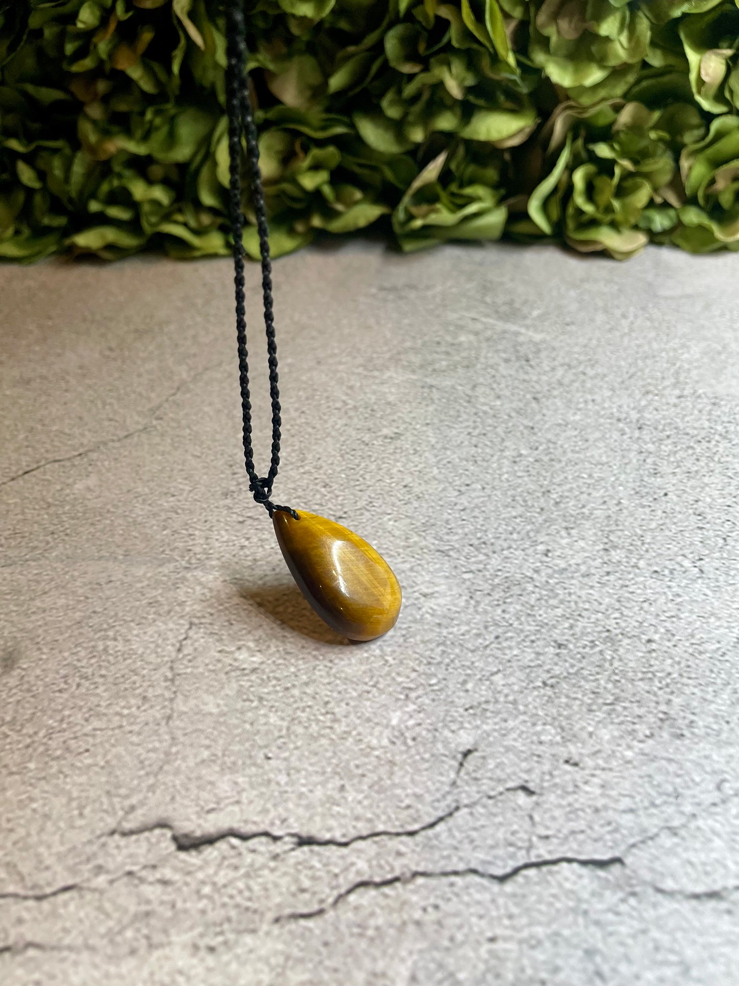 Simple Tiger’s Eye Necklace