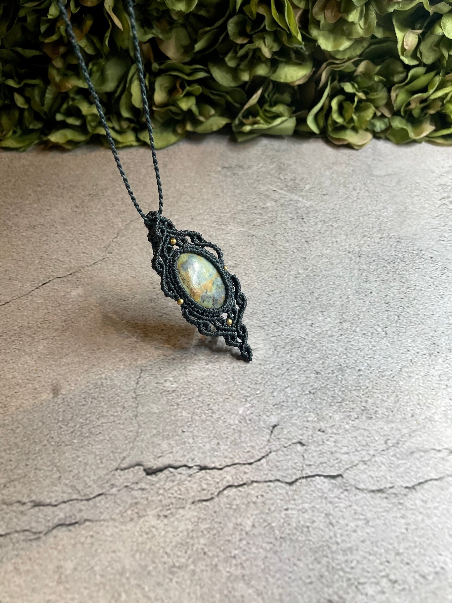 Elara | Macrame Necklace