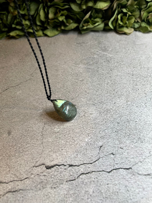 Simple Labradorite Necklace