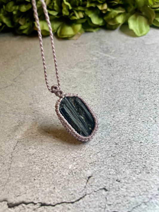 Beatrice | Tourmaline Macrame Necklace