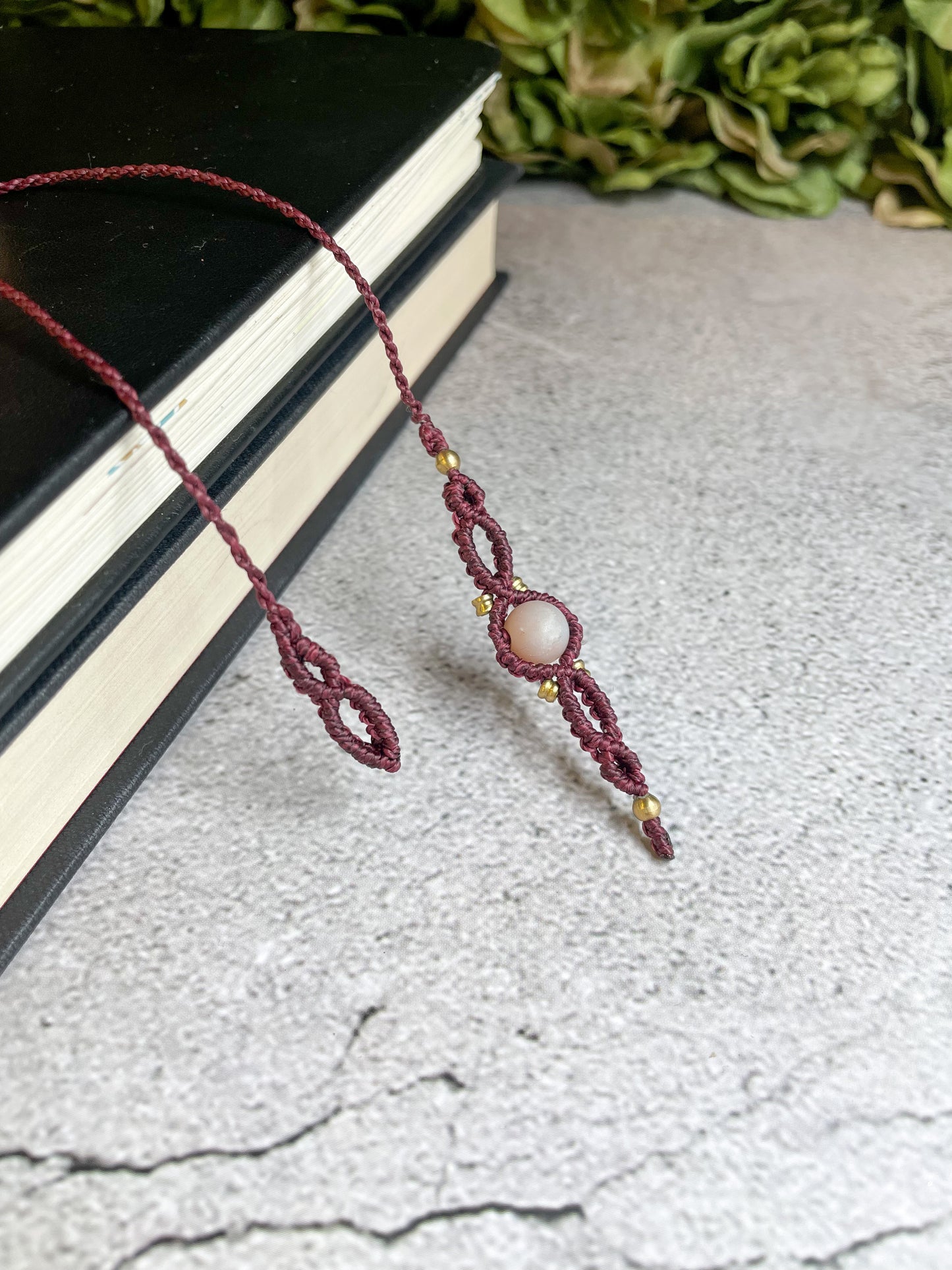 Blooming Tales | Flower Amazonite Macrame Bookmarks