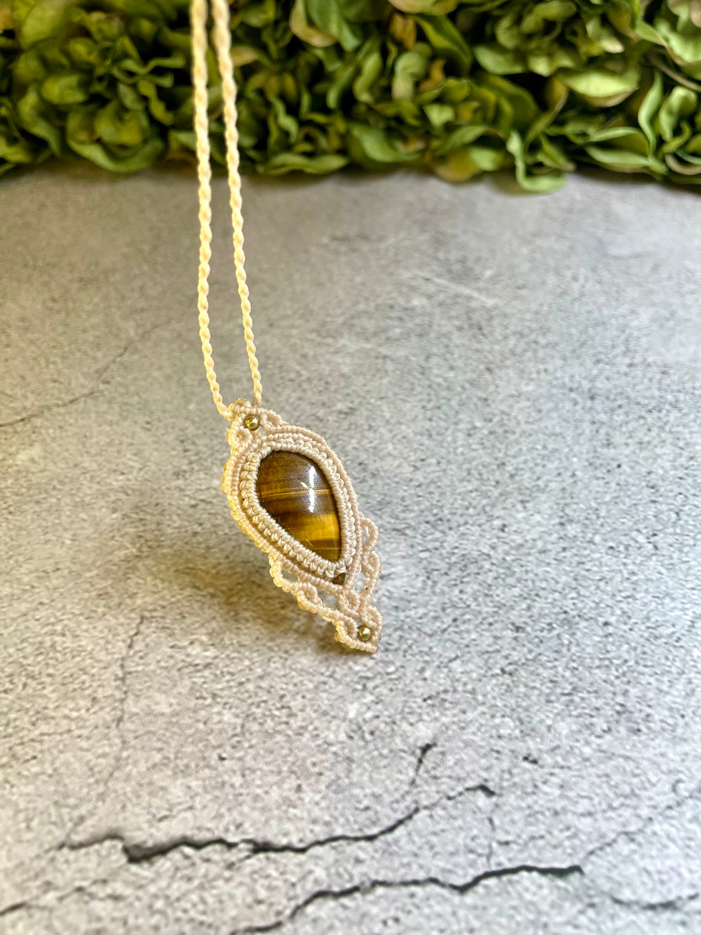 Raimona | Tiger’s Eye Macrame Necklace