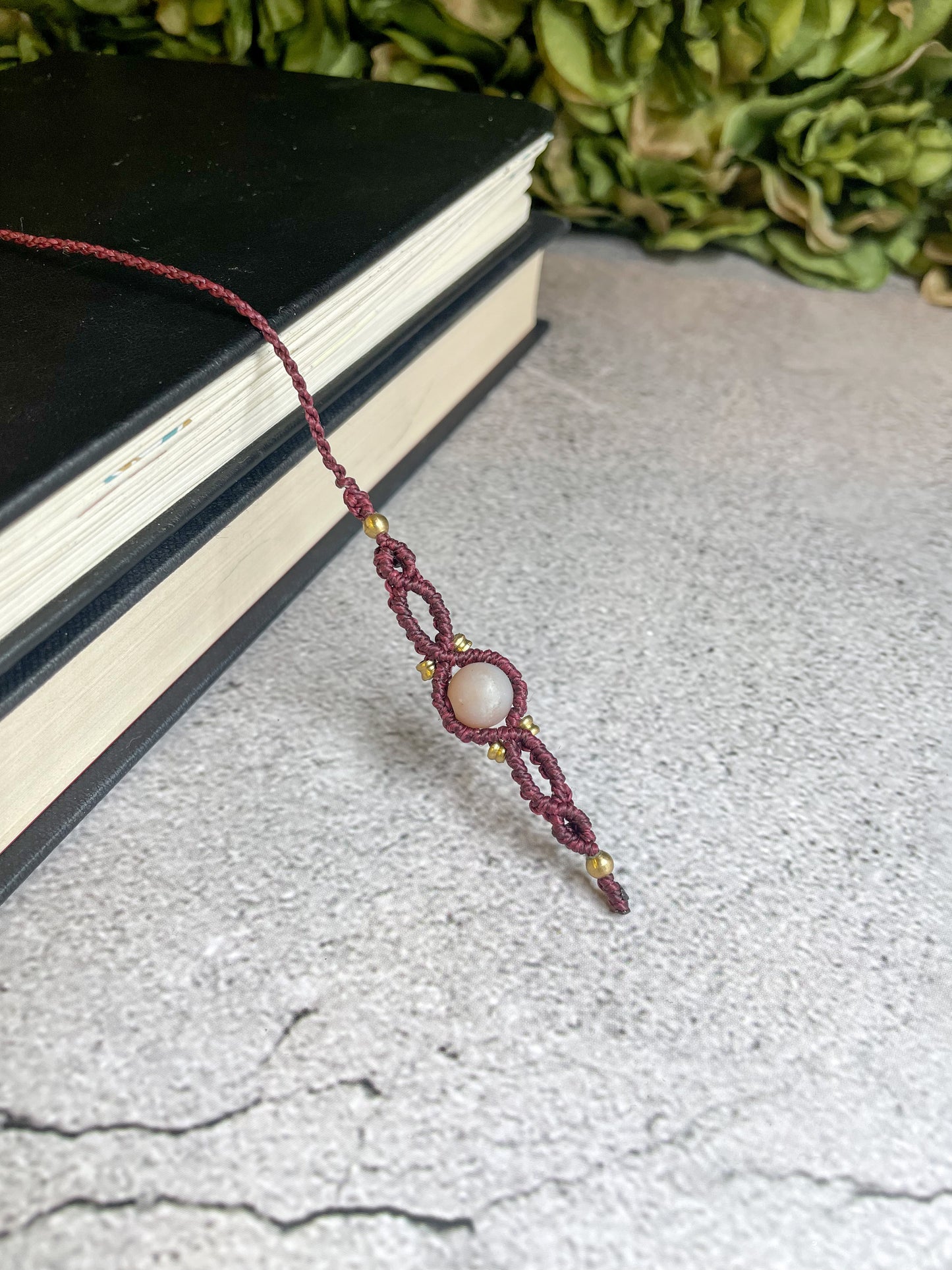 Blooming Tales | Flower Amazonite Macrame Bookmarks