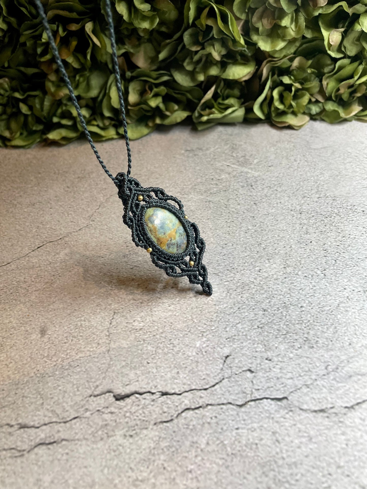 Elara | Macrame Necklace