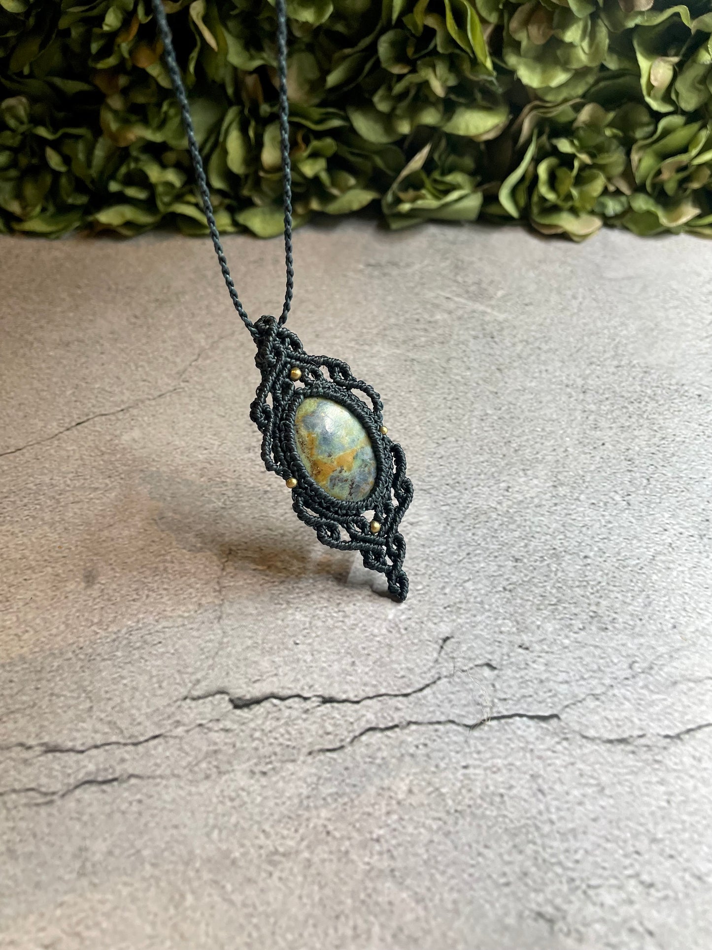Elara | Macrame Necklace