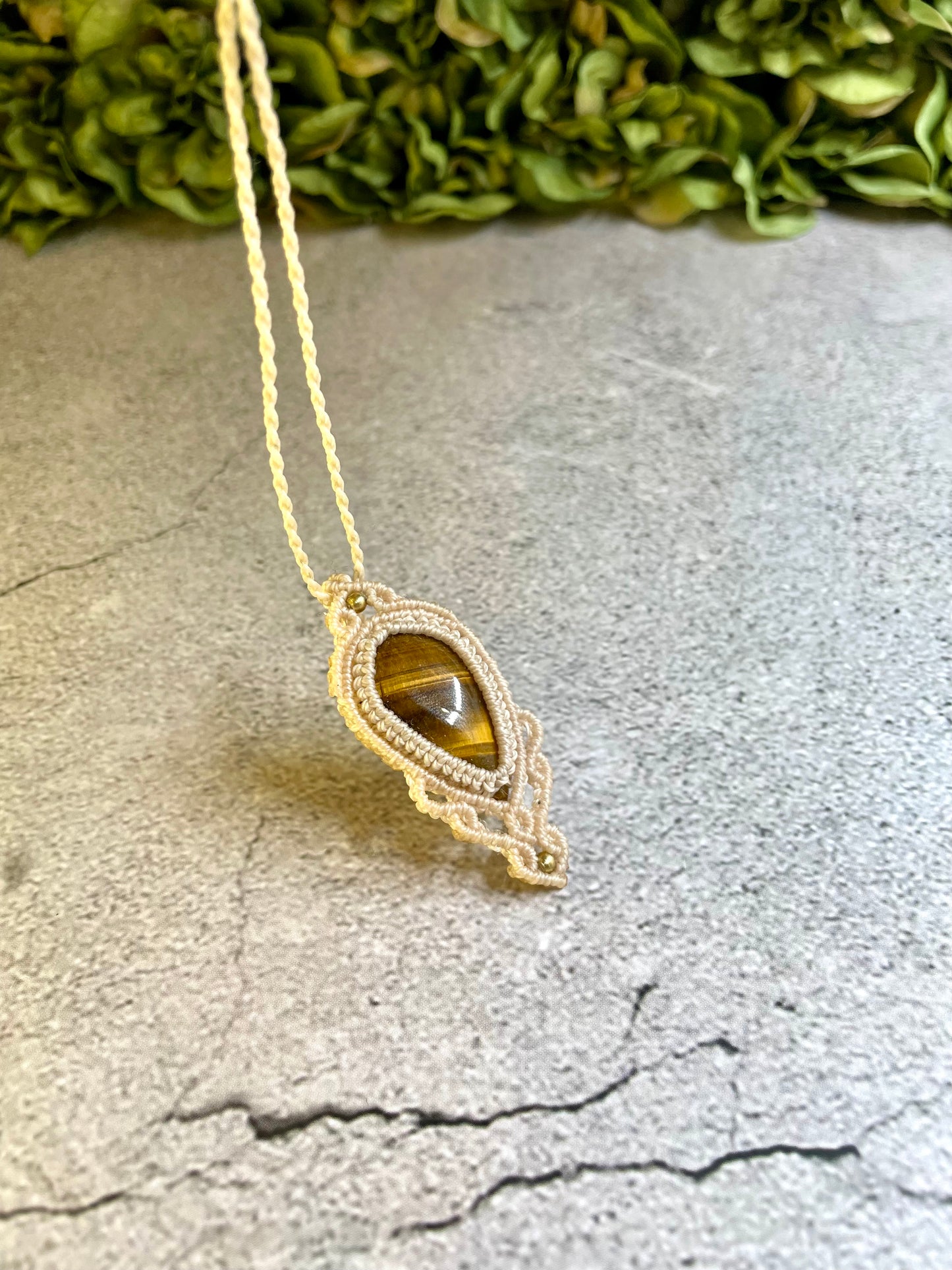 Raimona | Tiger’s Eye Macrame Necklace