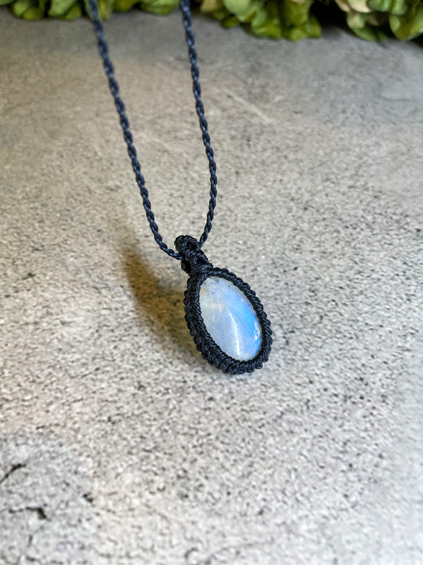 Luna | Moonstone Macrame Necklace