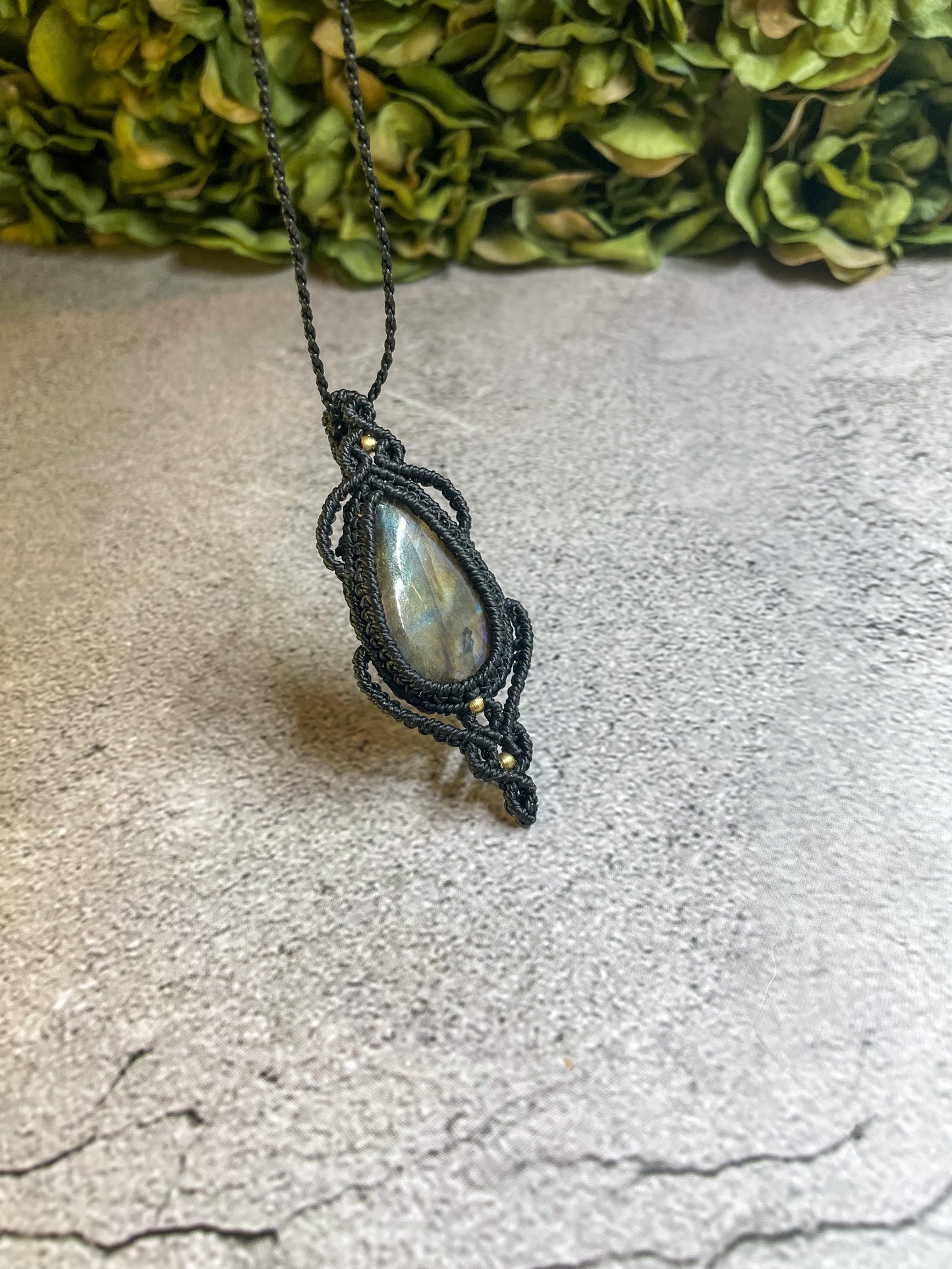 Summer Rainbow | Labradorite Macrame Necklace