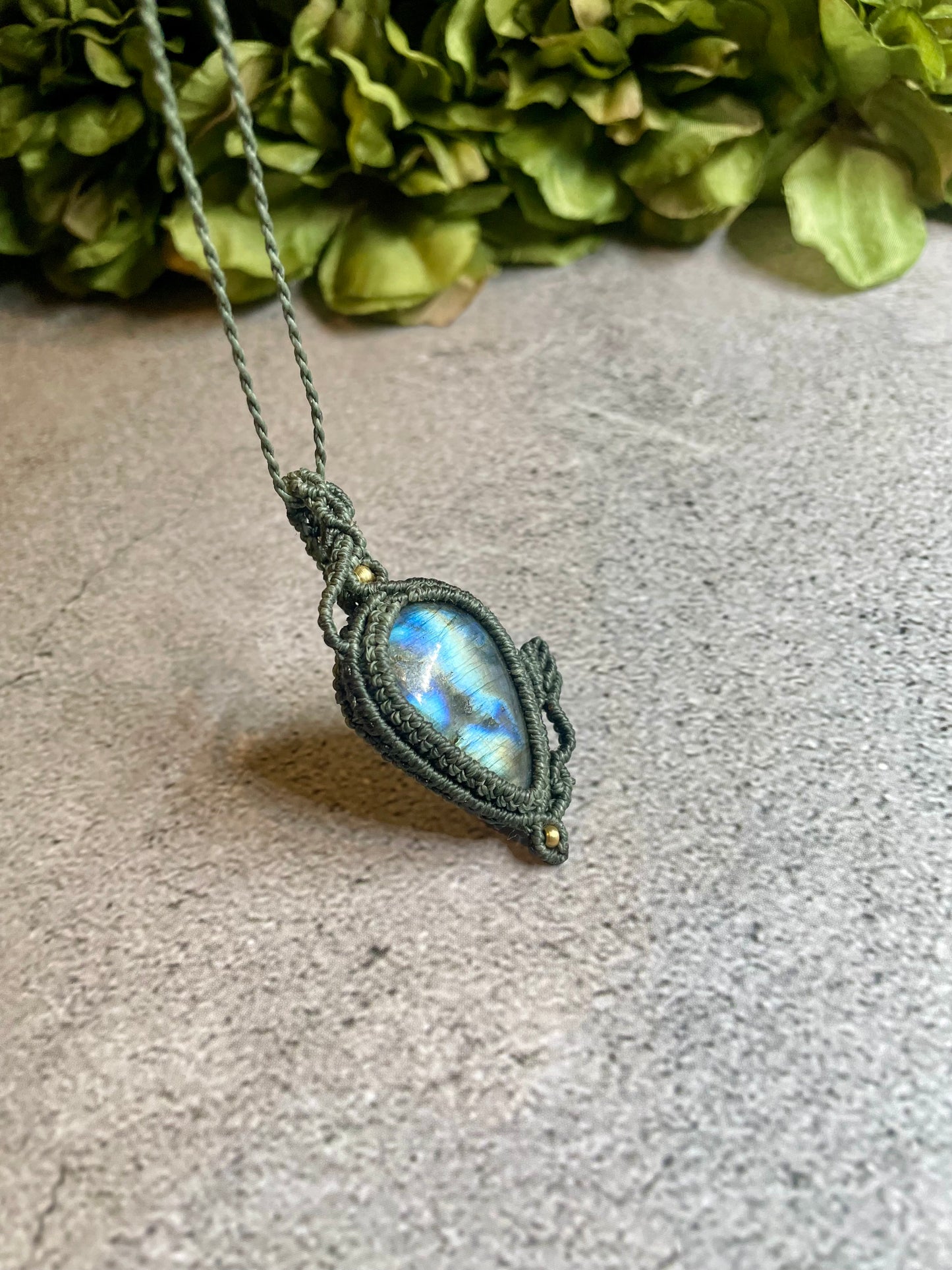 Ivy | Labradorite Macrame Necklace