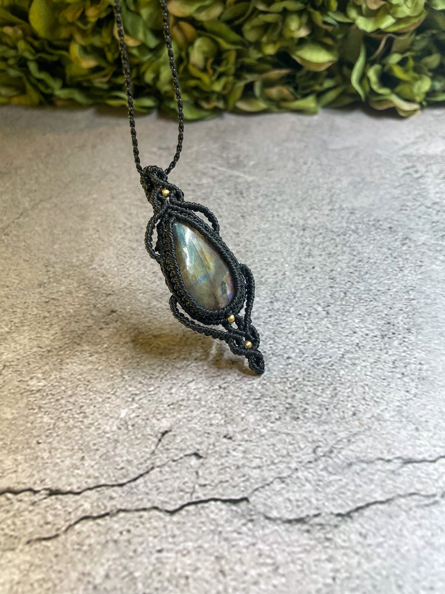 Summer Rainbow | Labradorite Macrame Necklace