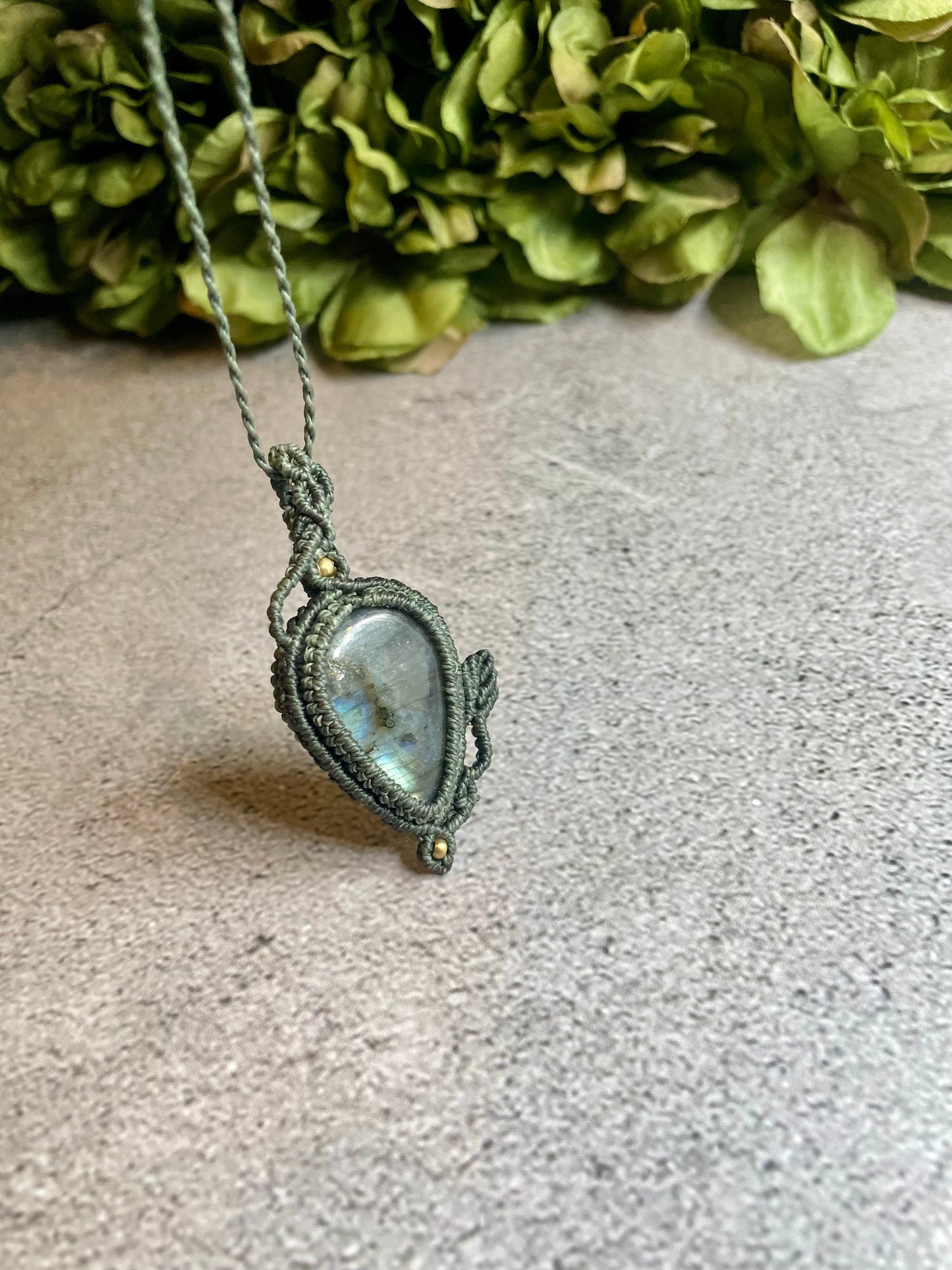 Ivy | Labradorite Macrame Necklace