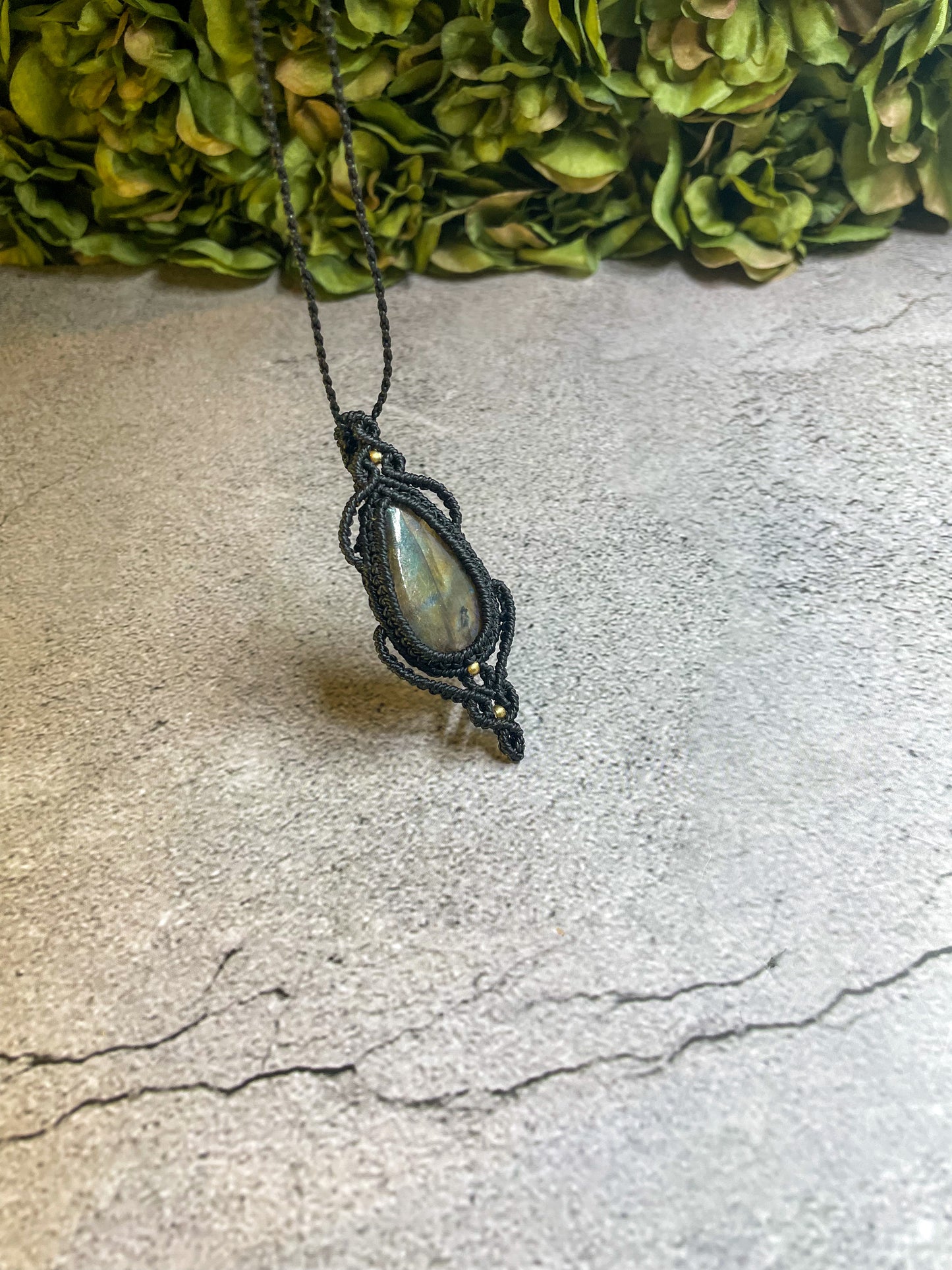 Summer Rainbow | Labradorite Macrame Necklace