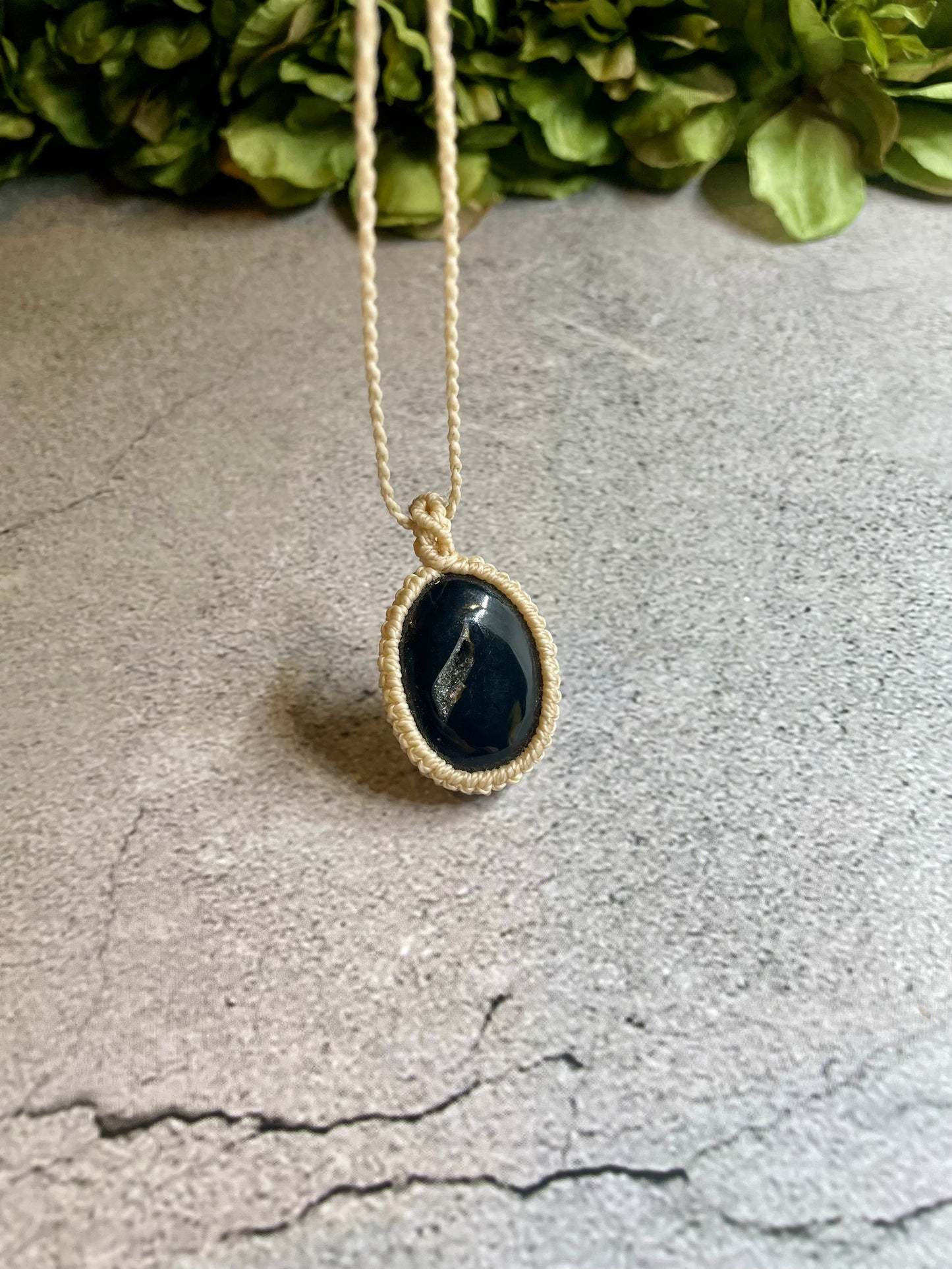 Ava | Druzy Onyx Macrame Necklace