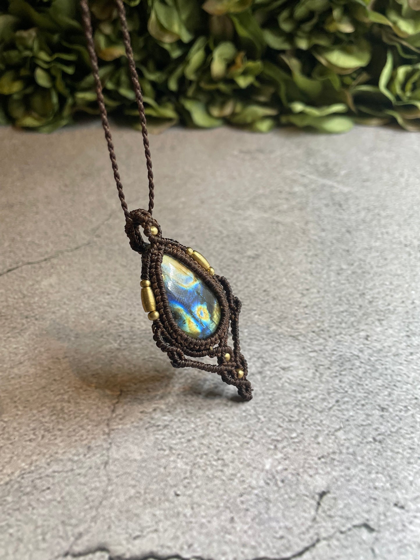 Victoria | Labradorite Macrame Necklace