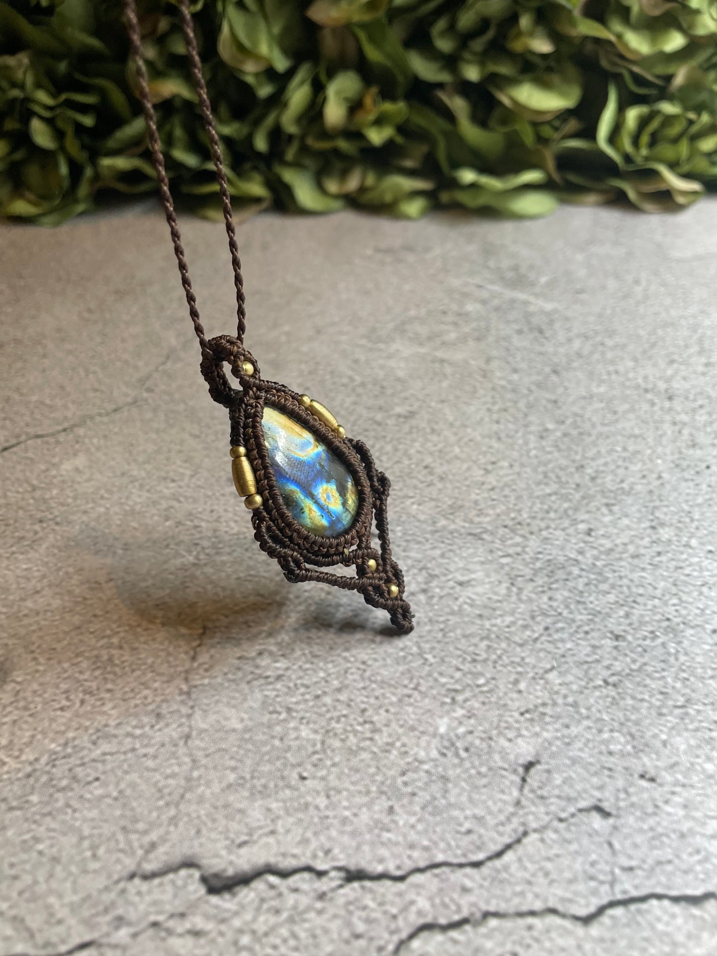 Victoria | Labradorite Macrame Necklace