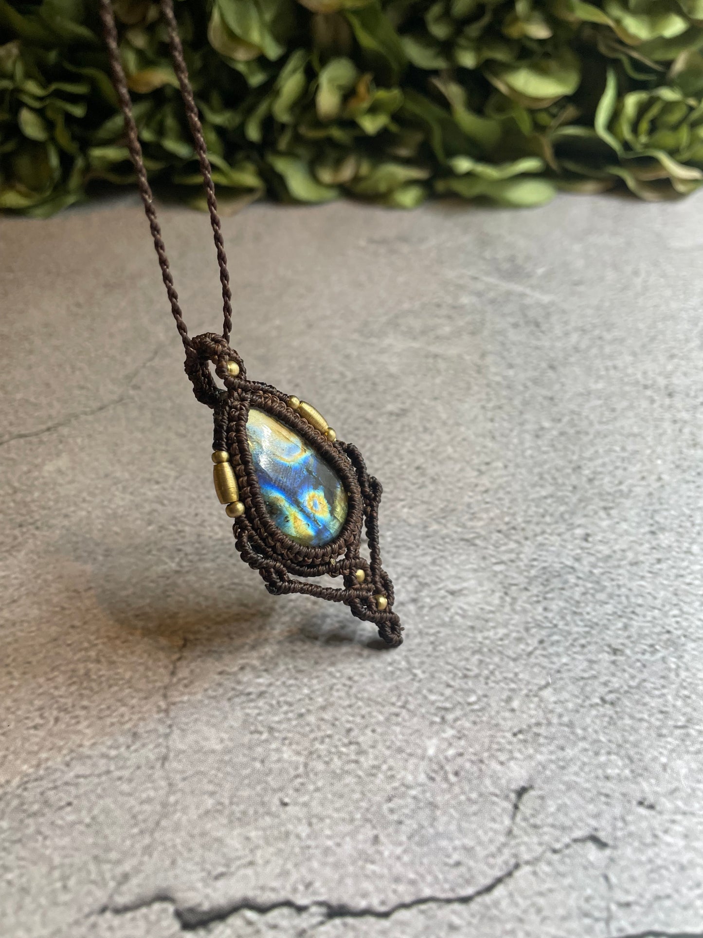 Victoria | Labradorite Macrame Necklace