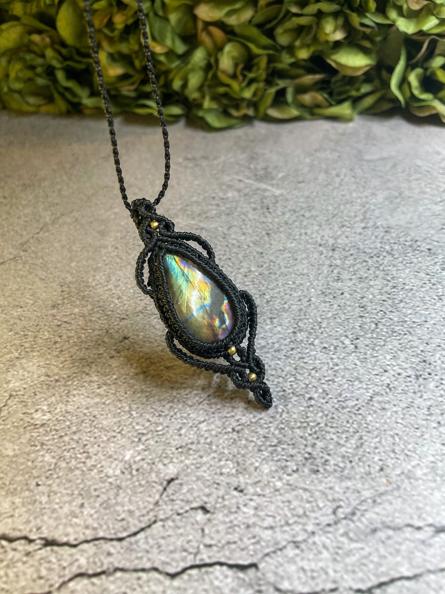 Summer Rainbow | Labradorite Macrame Necklace