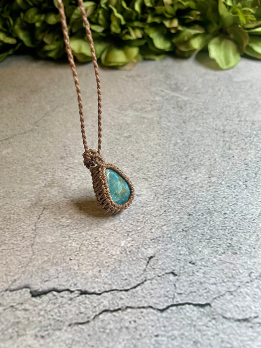 Bliss | Apatite Macrame Necklace