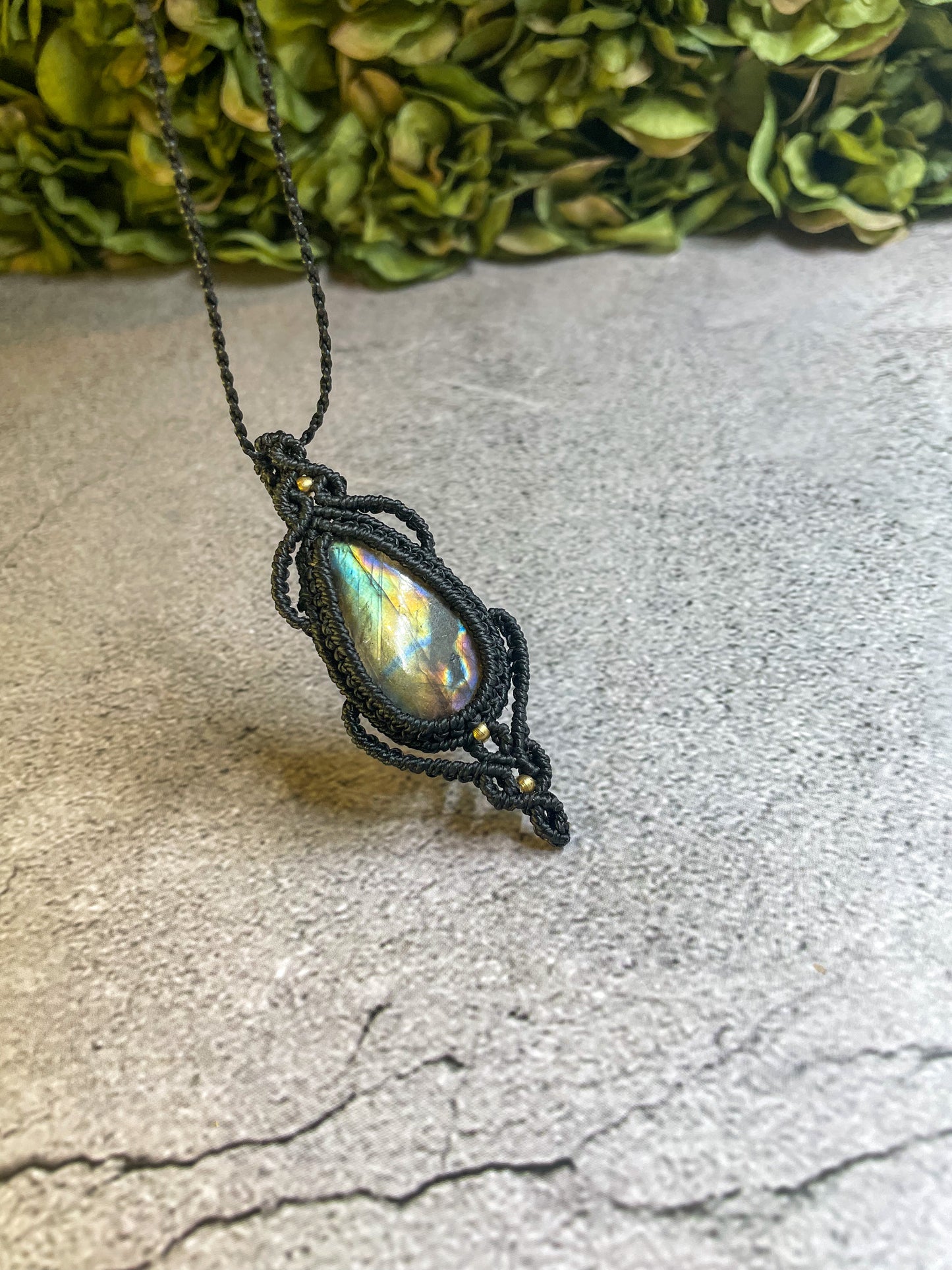 Summer Rainbow | Labradorite Macrame Necklace