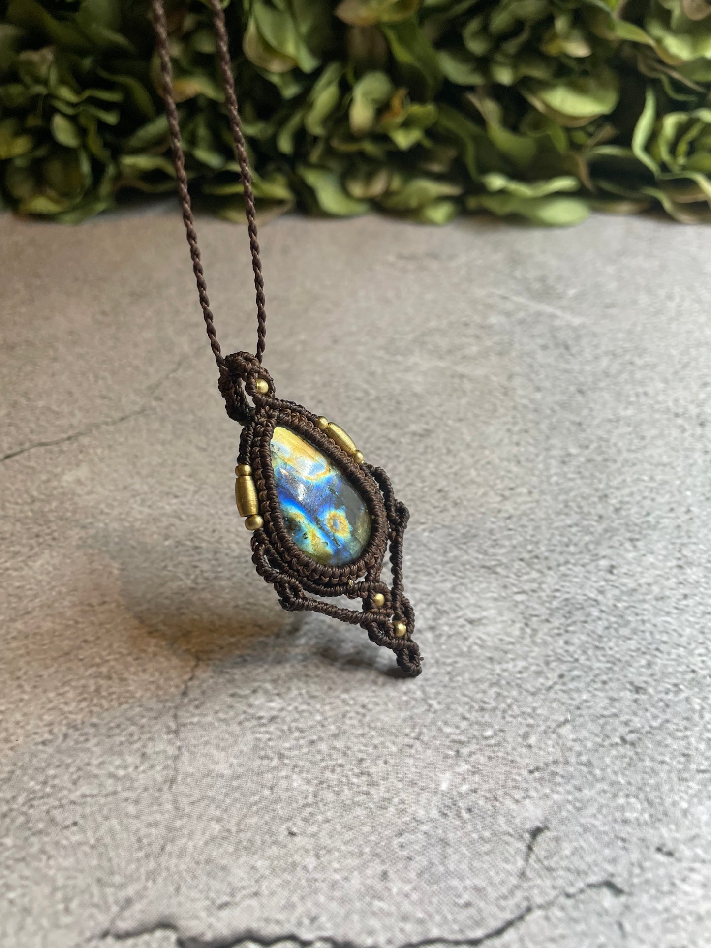 Victoria | Labradorite Macrame Necklace