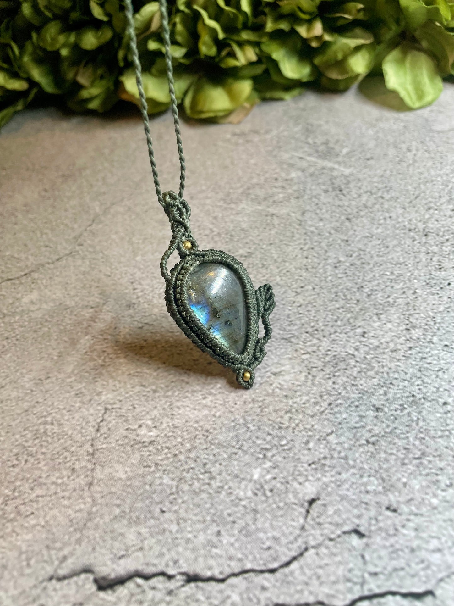 Ivy | Labradorite Macrame Necklace