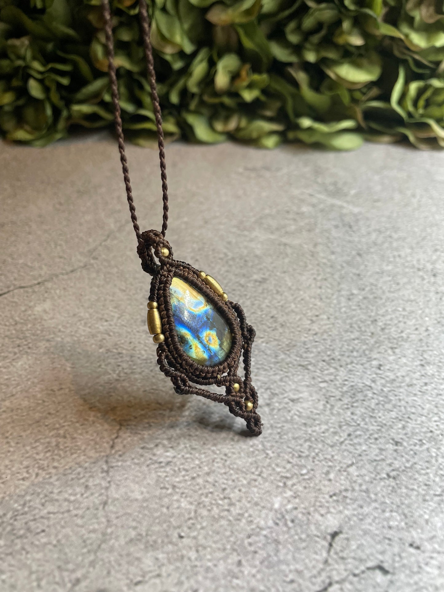 Victoria | Labradorite Macrame Necklace