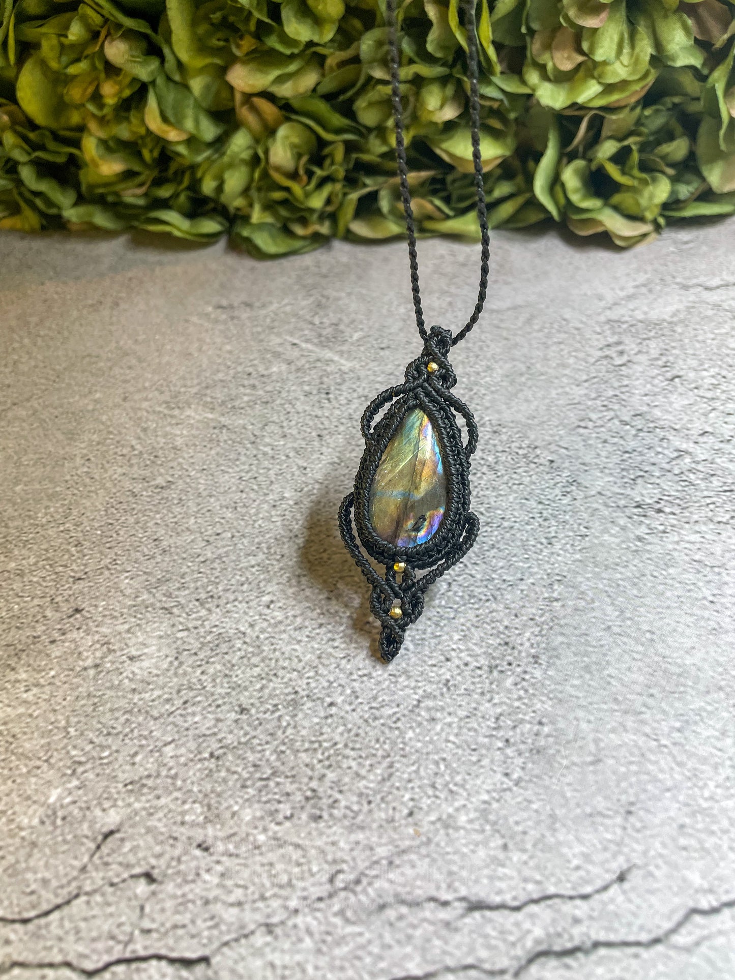 Summer Rainbow | Labradorite Macrame Necklace