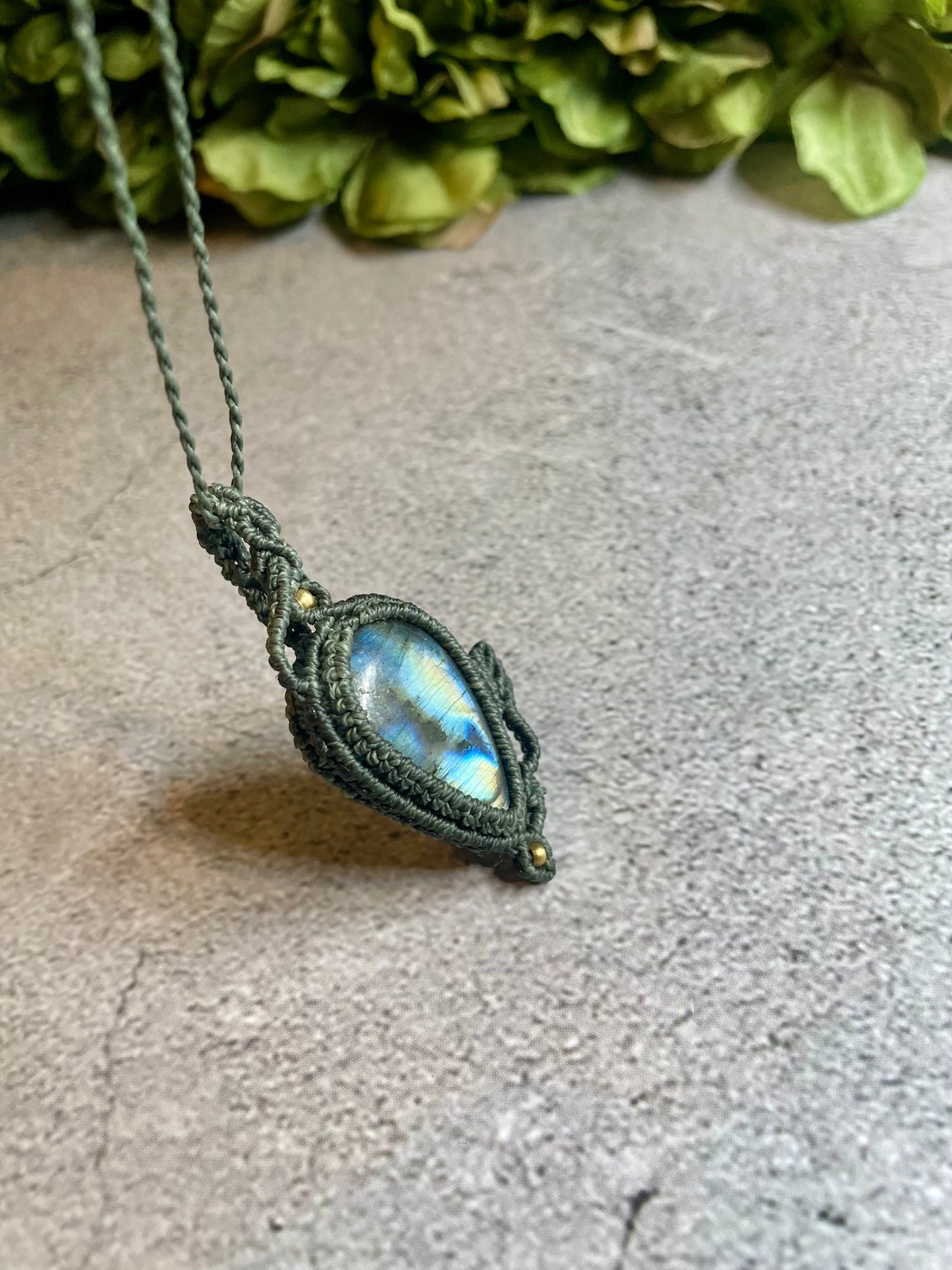 Ivy | Labradorite Macrame Necklace