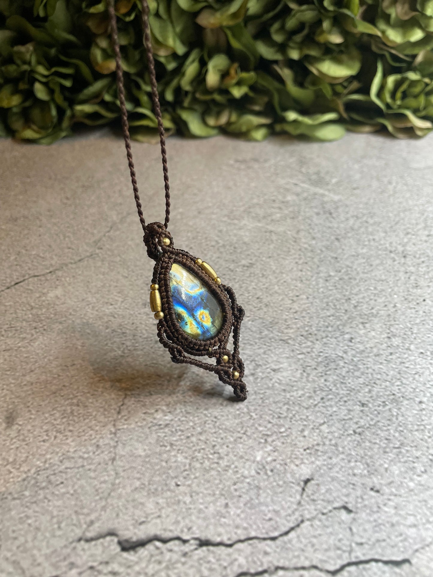 Victoria | Labradorite Macrame Necklace