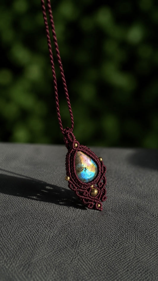 Vivian | Labradorite Necklace
